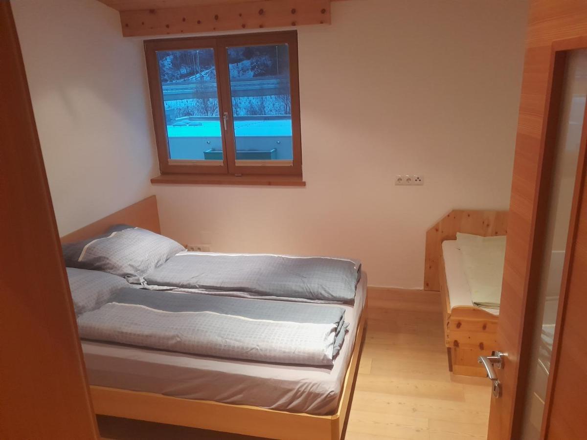 Haus Hotz Apart Talblick Grins Bagian luar foto