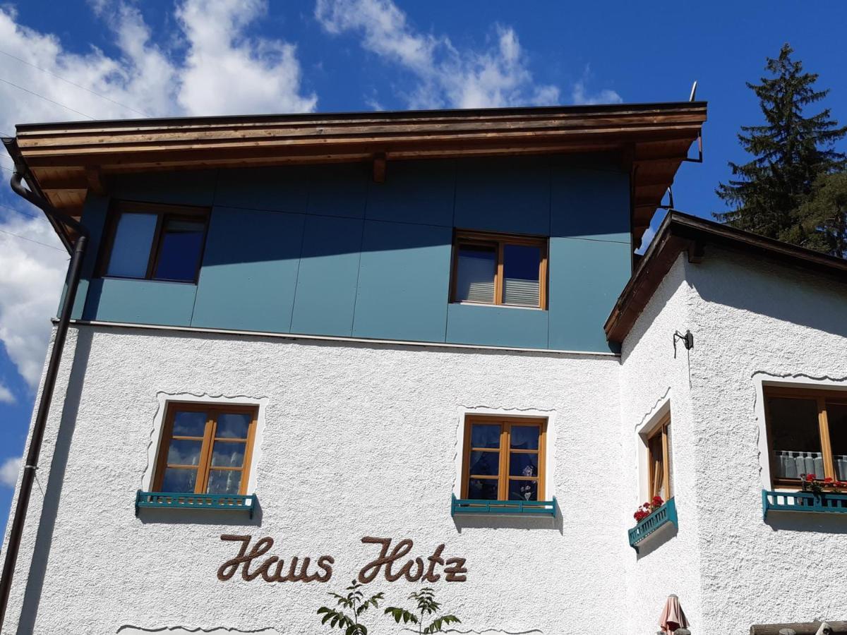 Haus Hotz Apart Talblick Grins Bagian luar foto